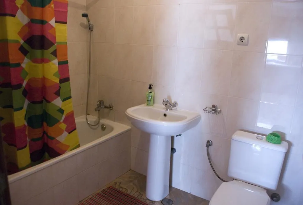 Self-Catering Apartment W/ Terrace Tarrafal